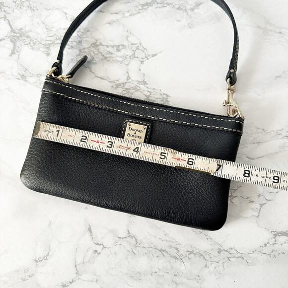 65. Dooney & Bourke Large Pebbled Black Leather Zip Top Wristlet - Picture 10 of 11
